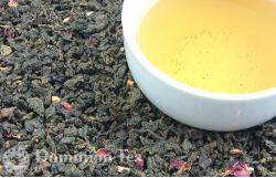 Summer Oolong Tea, Dry Leaf and Liquor